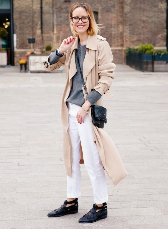 How to wear white jeans, now